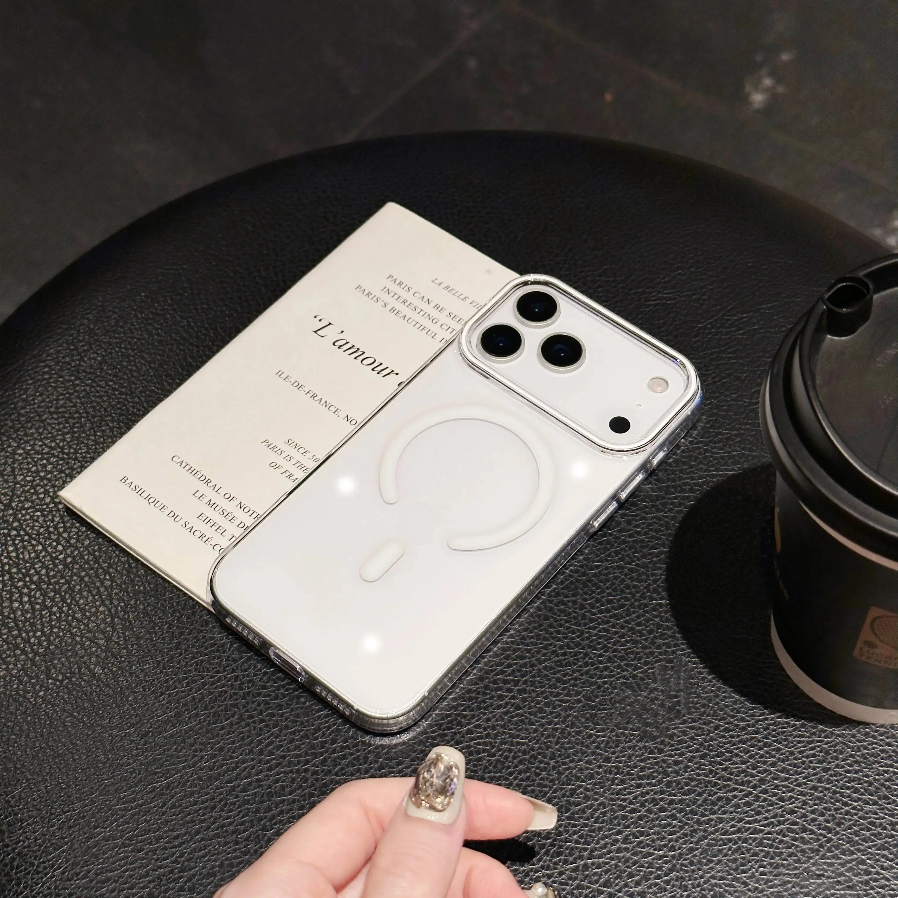 New Crystal Clear MagSafing iPhone Case