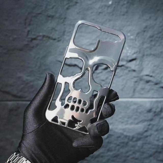 Skull Design iPhone Case