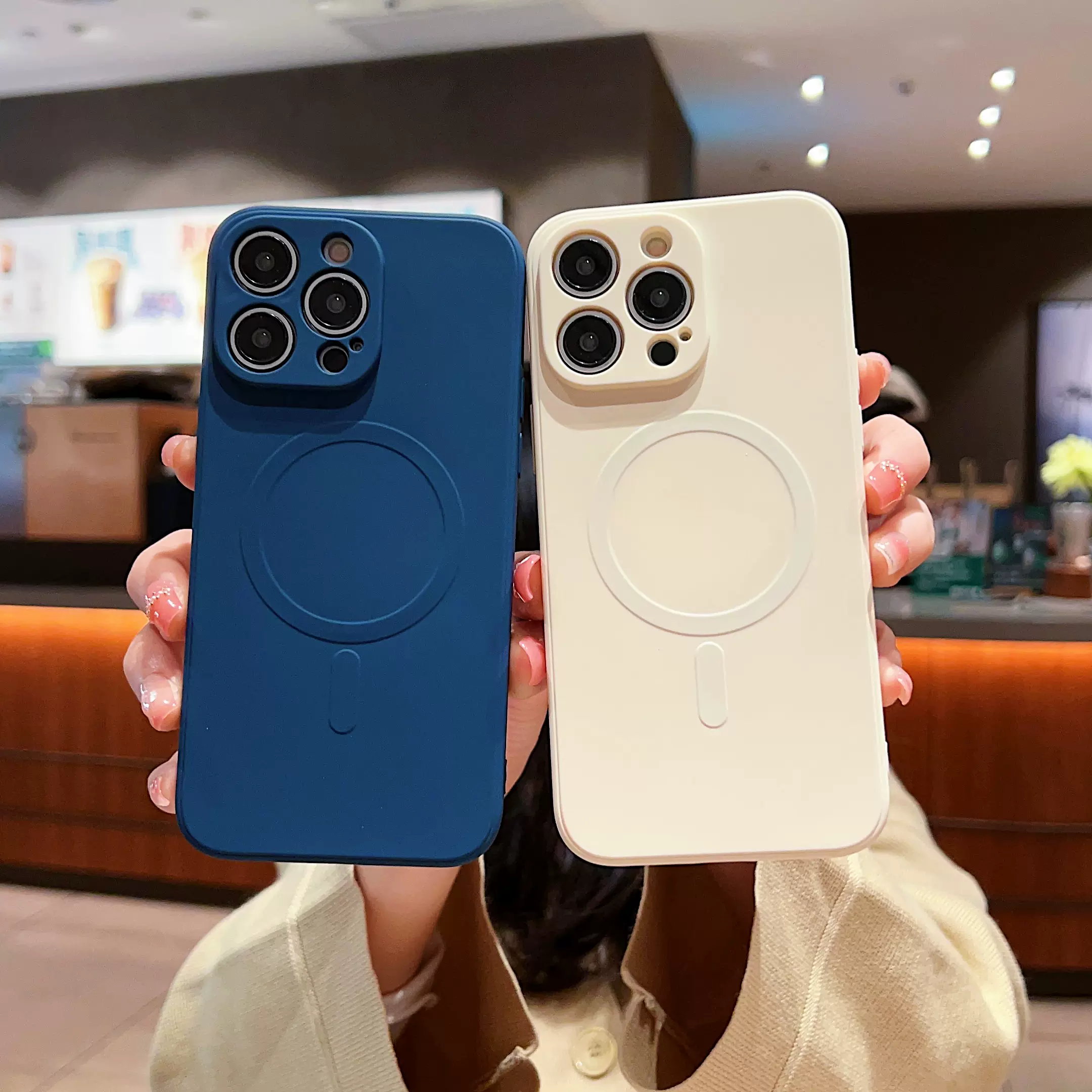 SIMPLE MAGSAFING SILICONE IPHONE CASE WITH CAMERA PROTECTOR