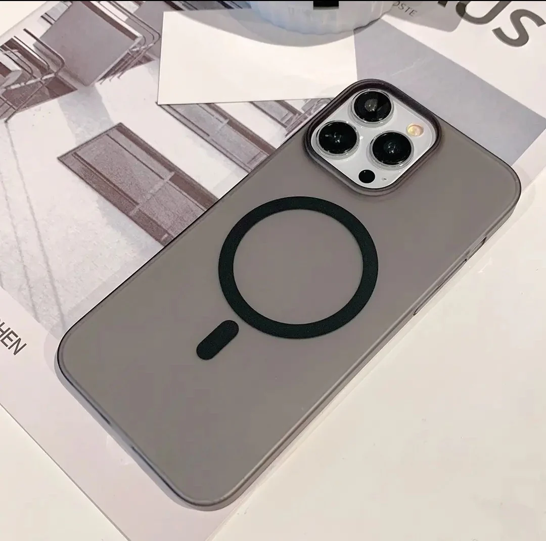 Simple Luxury MagSafe iPhone Case