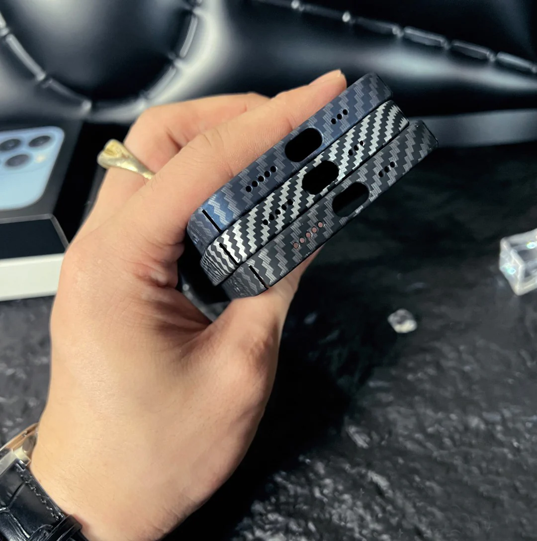 Magsafing Carbon Fiber iPhone Case With Camera Protector