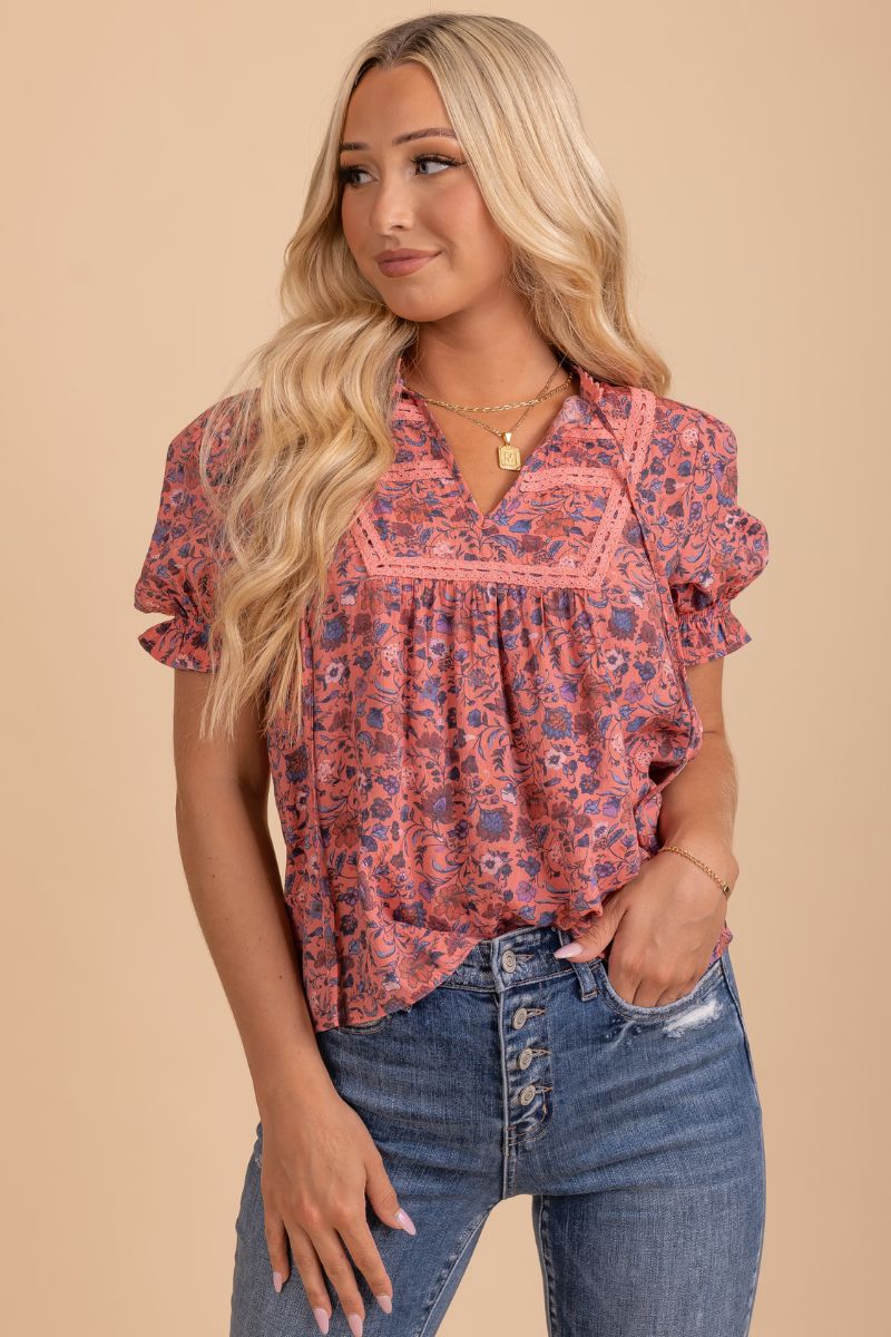 Small Moments Floral Blouse