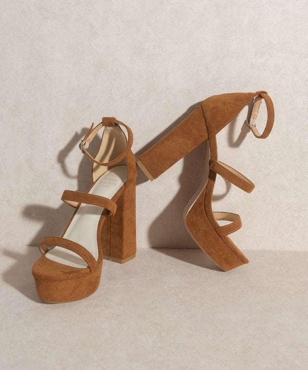 Independent Lady Platform Heels
