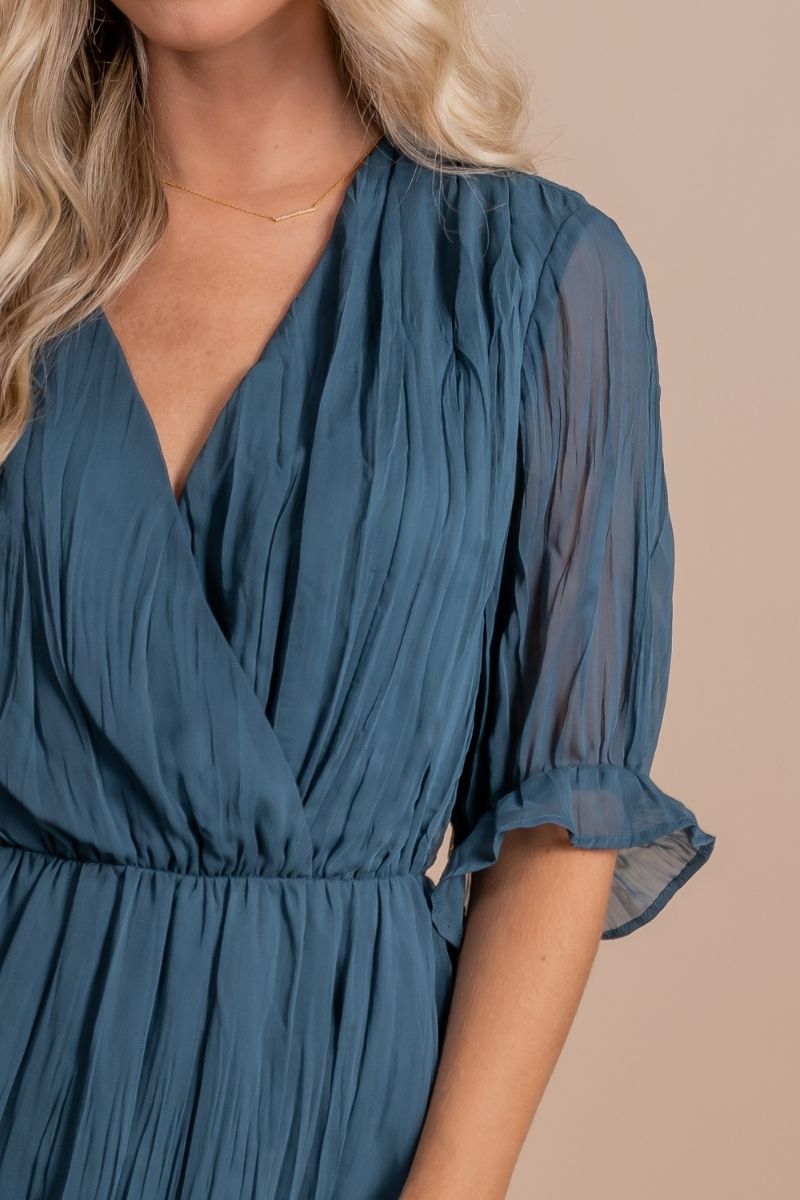 On The List Knee-Length Dress