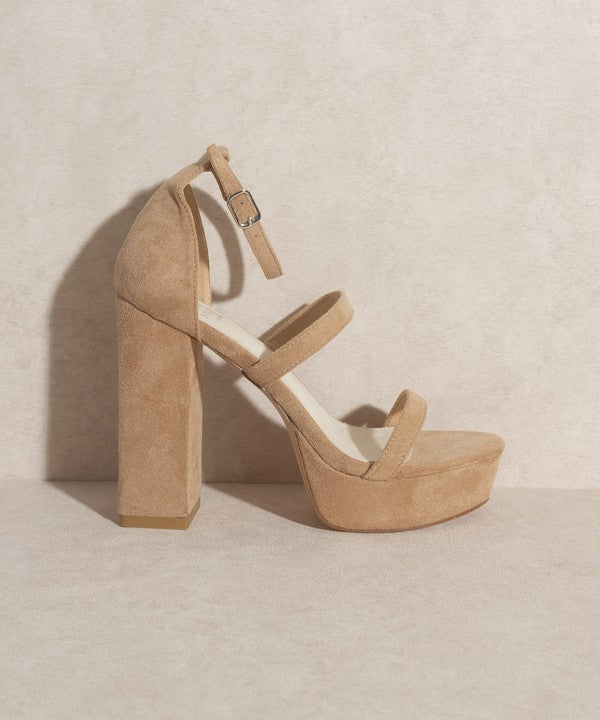 Independent Lady Platform Heels
