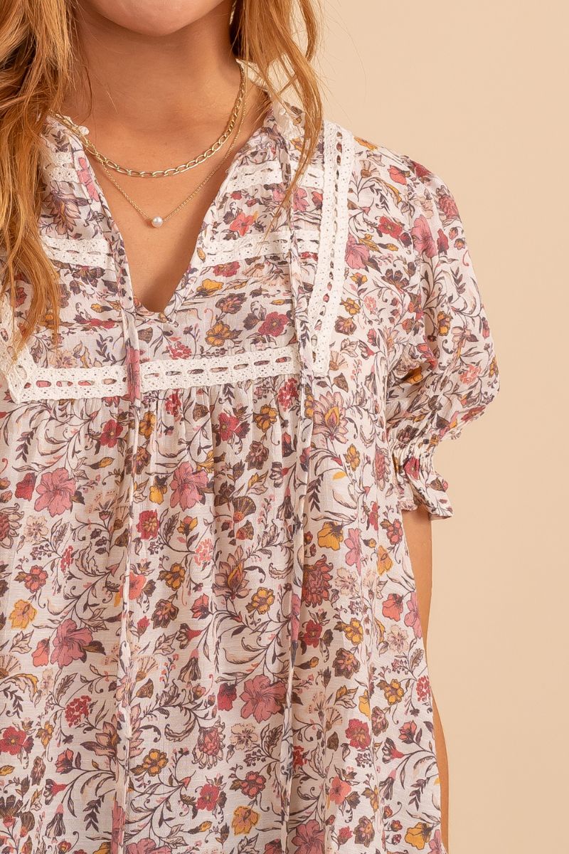 Small Moments Floral Blouse
