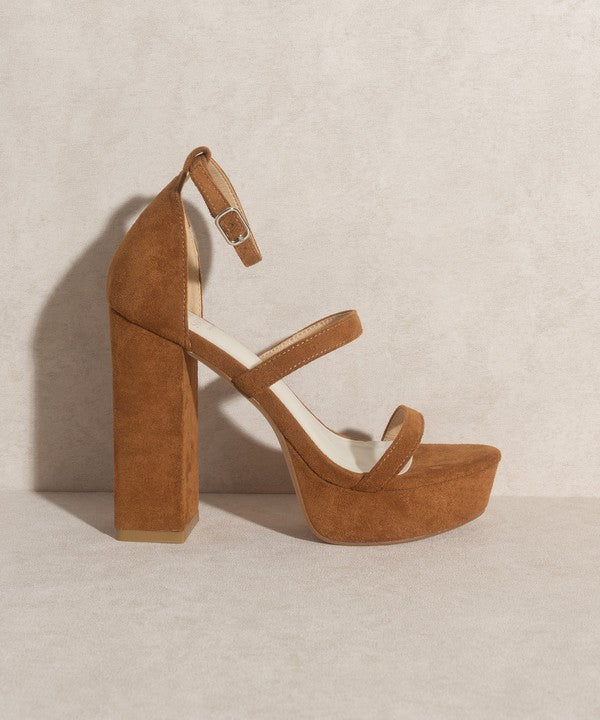 Independent Lady Platform Heels
