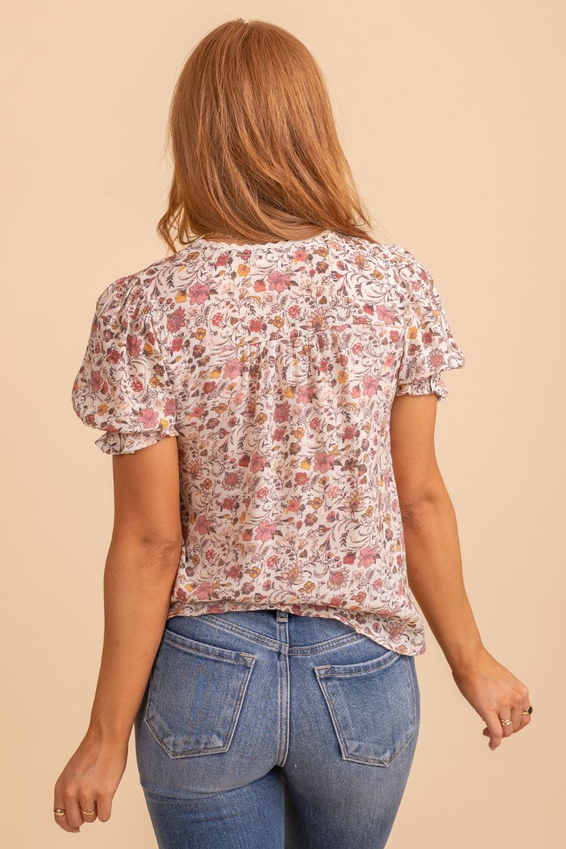 Small Moments Floral Blouse