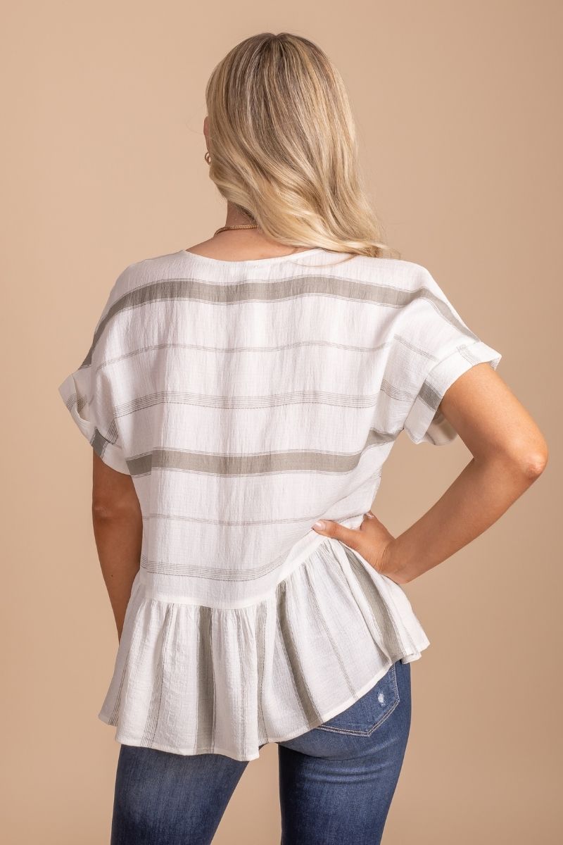 Bright Eyes Button-Up Top