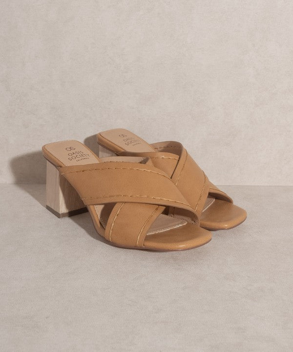 Francine Sandal
