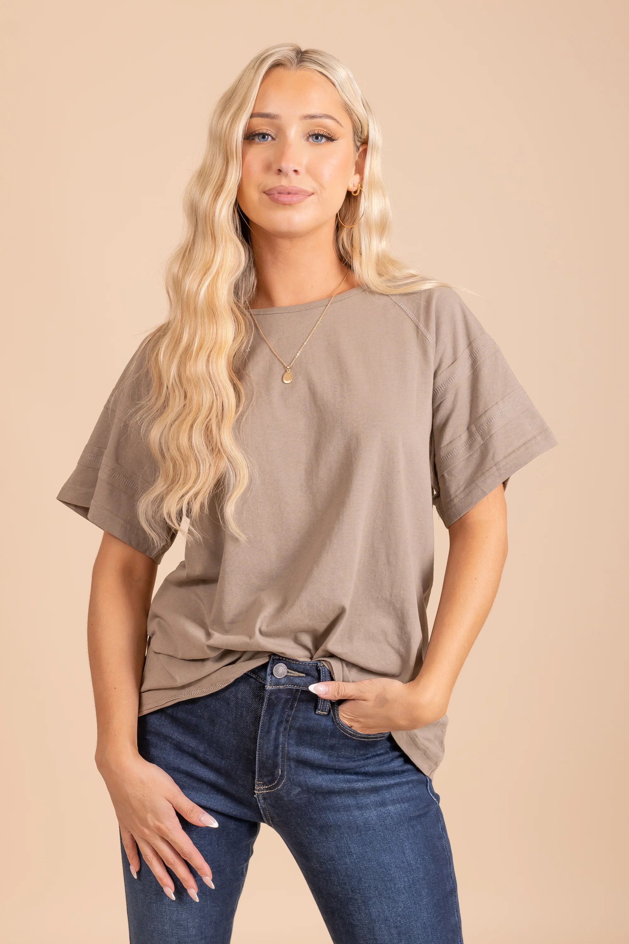 Short Sleeve Raw Hem Top