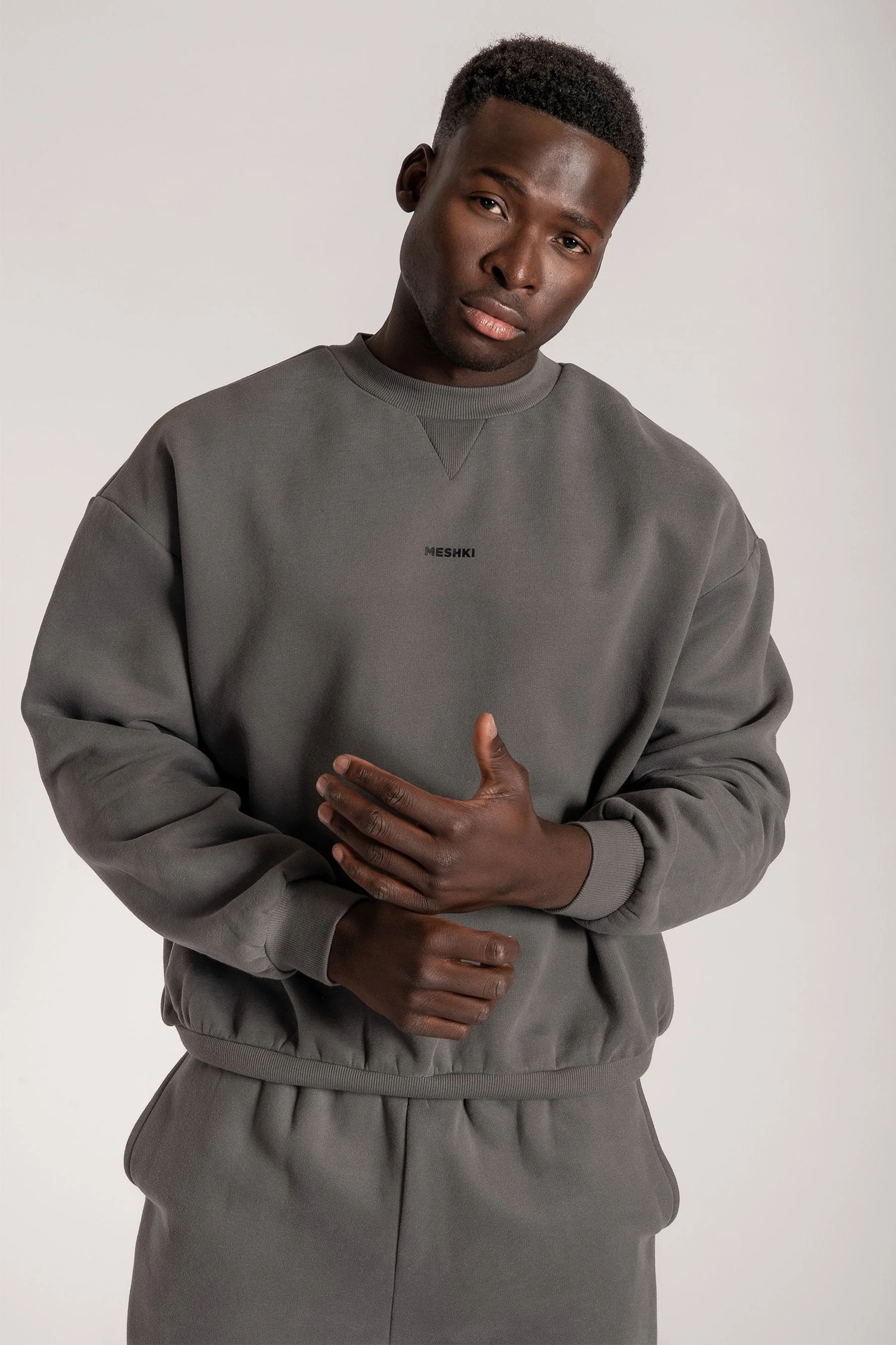 Max Unisex Crew Neck Cosy Sweater - Charcoal