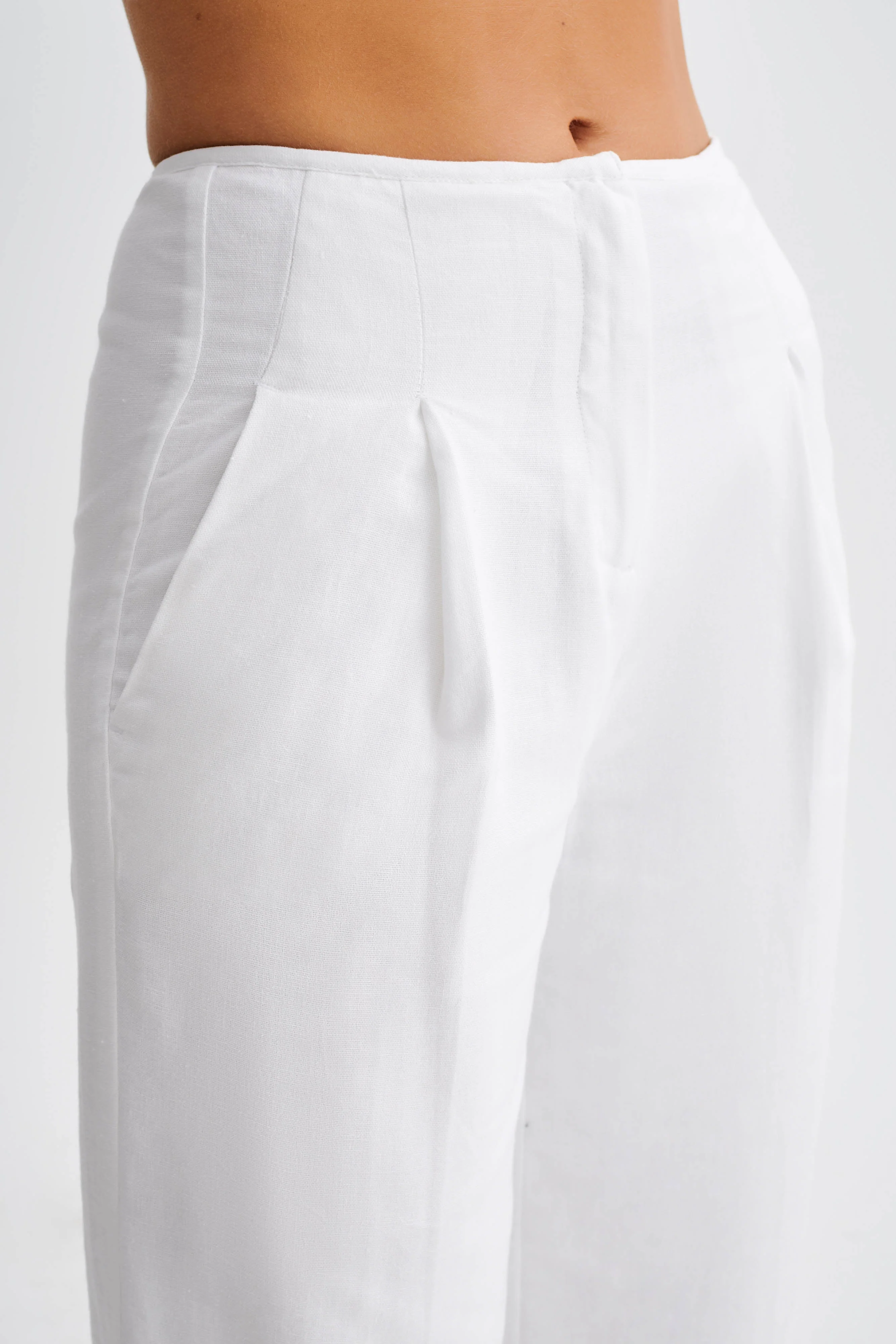 Adrina Straight Leg Linen Pant - White