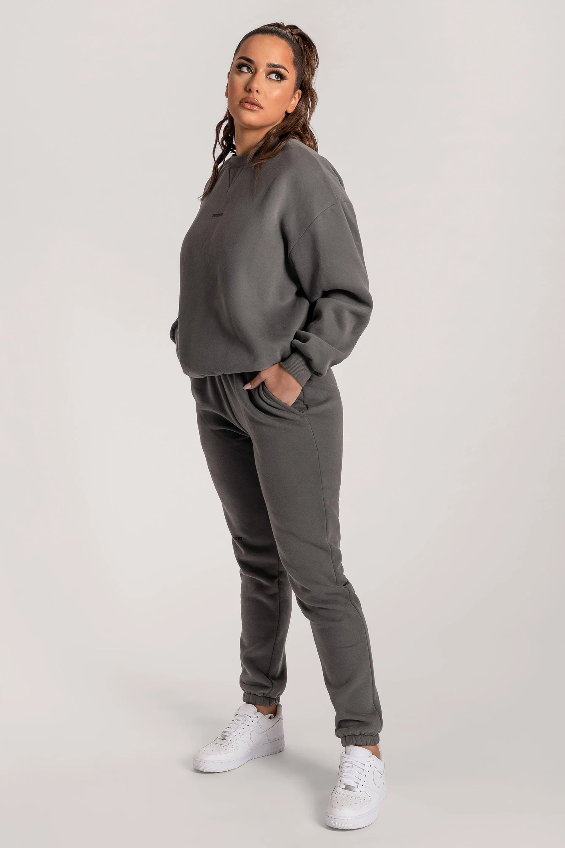 Max Unisex Crew Neck Cosy Sweater - Charcoal