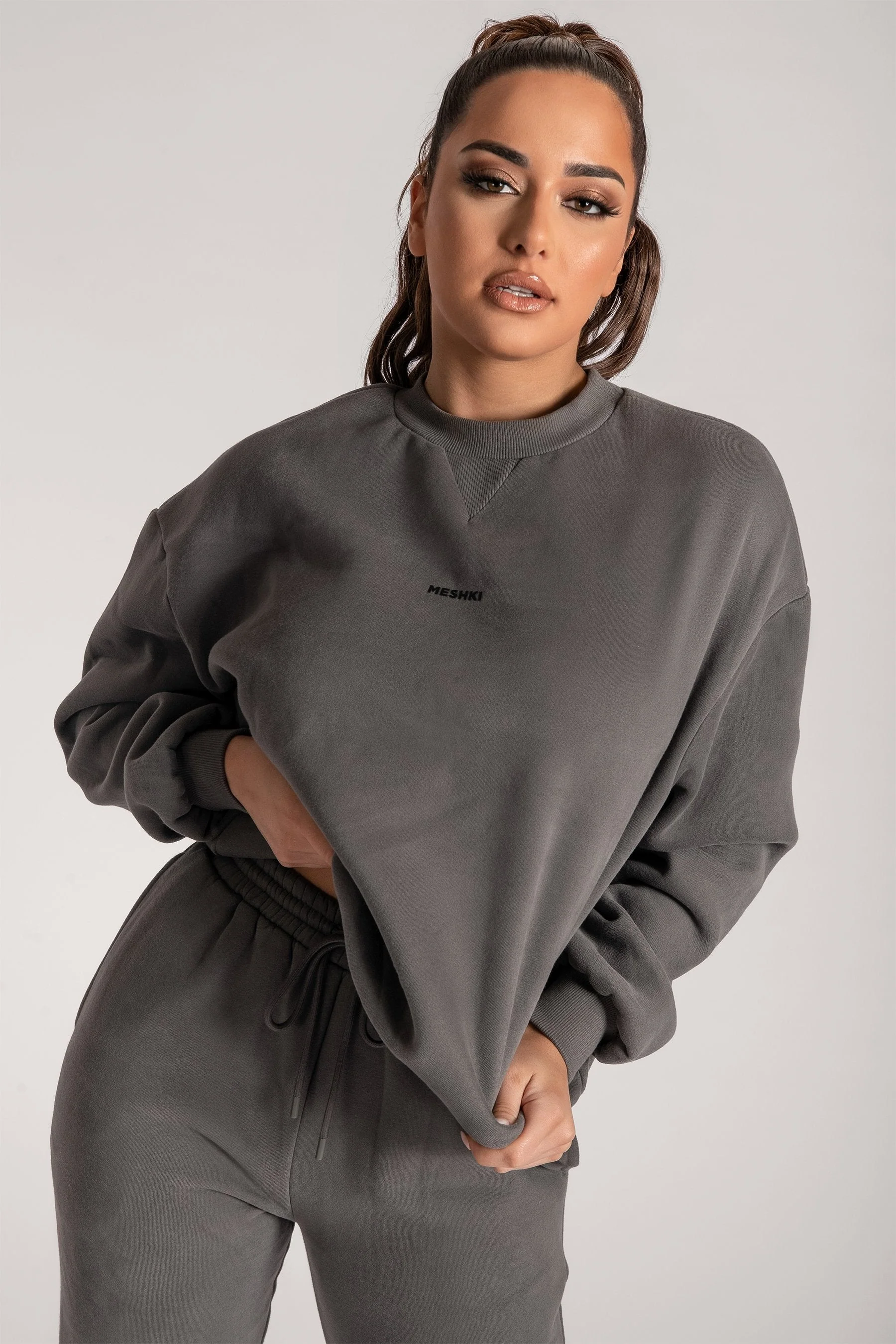 Max Unisex Crew Neck Cosy Sweater - Charcoal