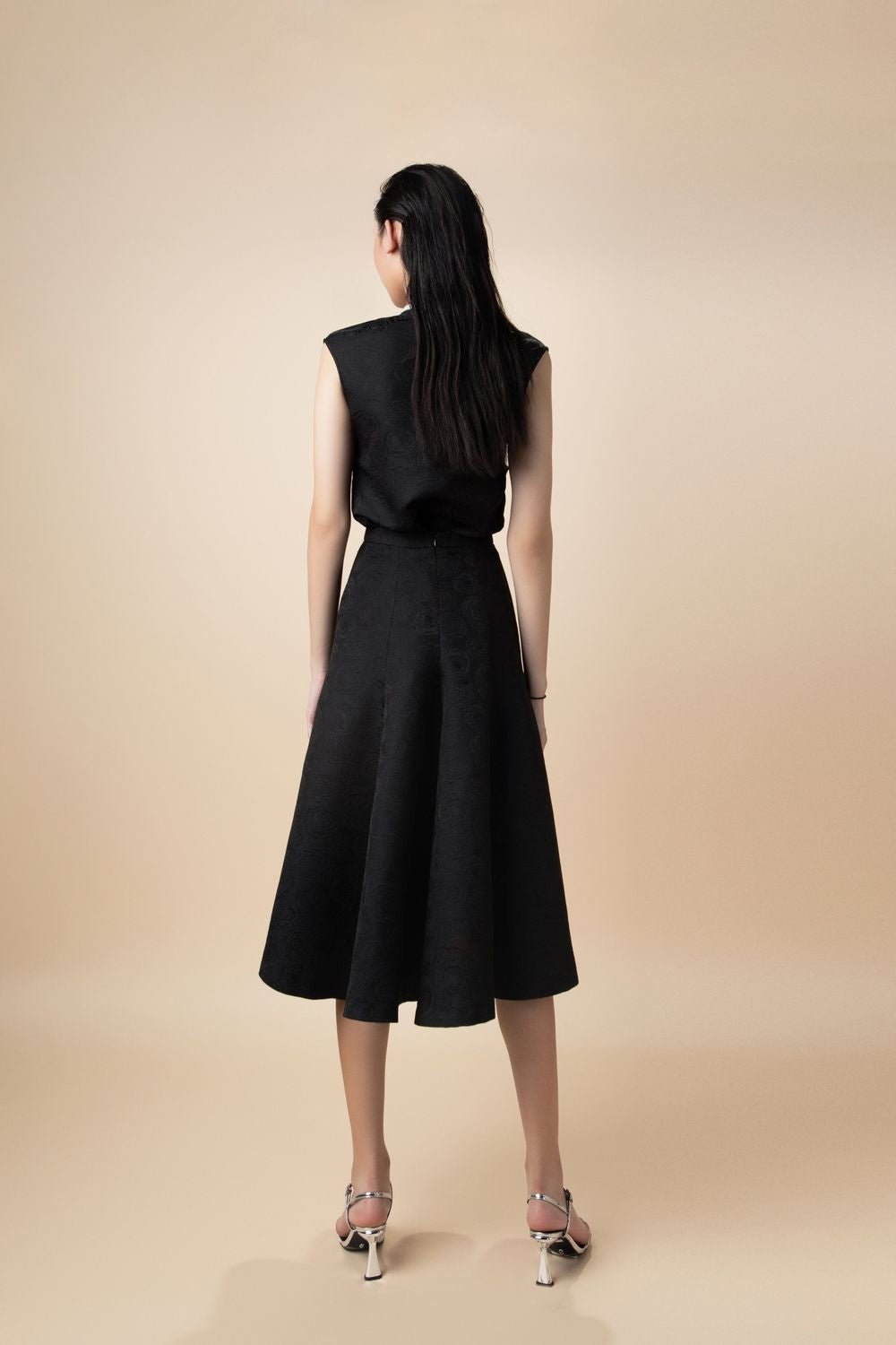 Evie Straight Bow Brocade Top