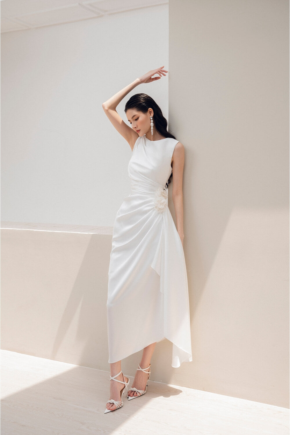 Kaytlyn Gathered Sleeveless Silk Satin Midi Dress