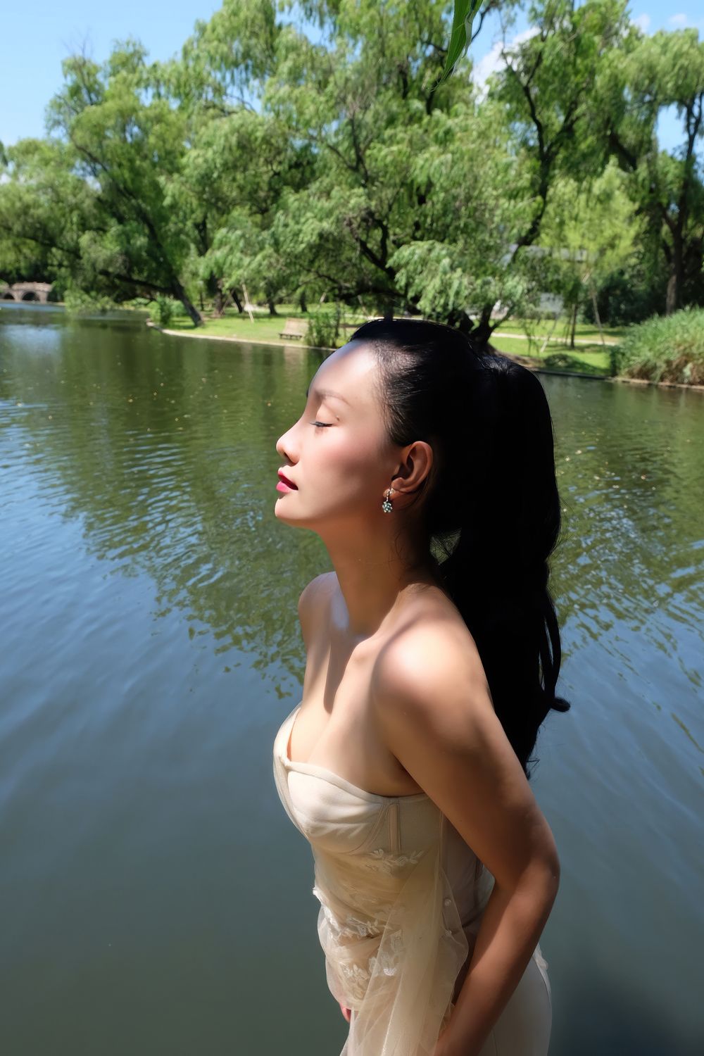 Charlotte Cropped Semi-Heart Neck Lace Corset