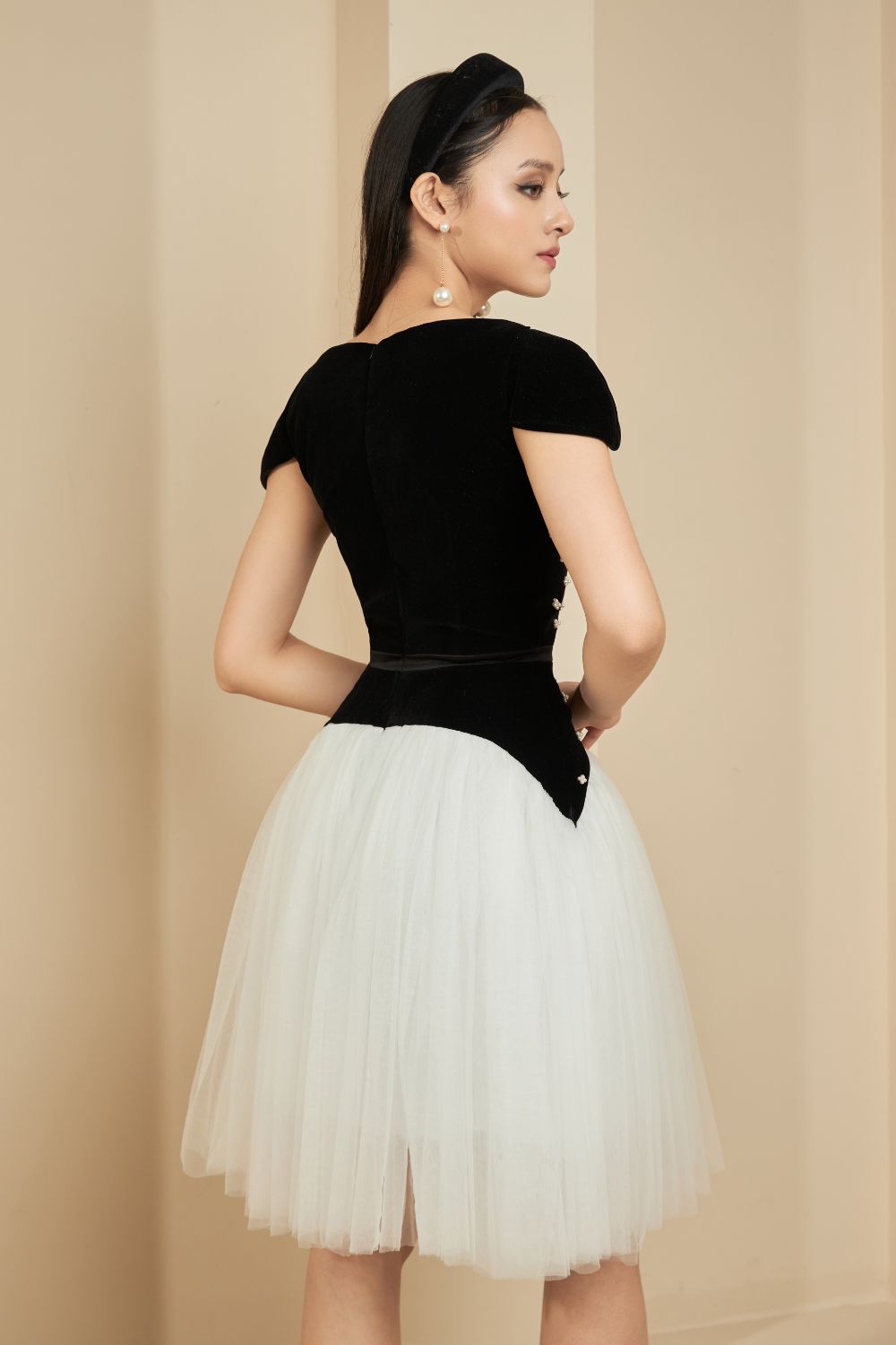 Baxenda Heart Neck Dress