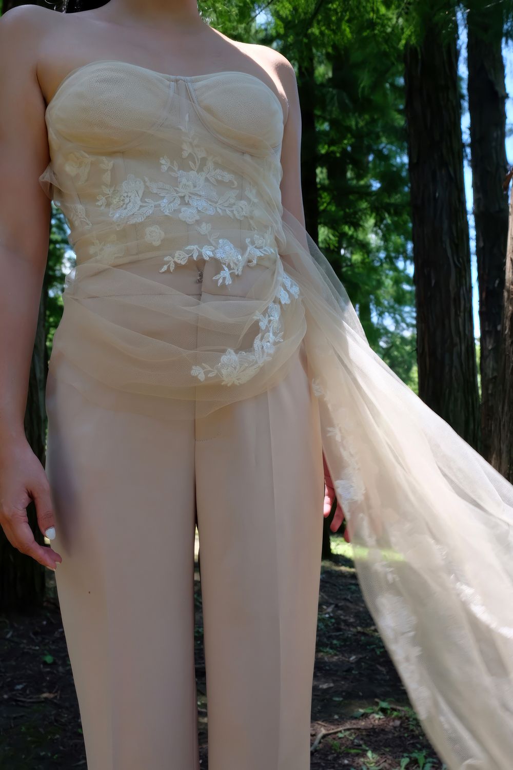 Charlotte Cropped Semi-Heart Neck Lace Corset