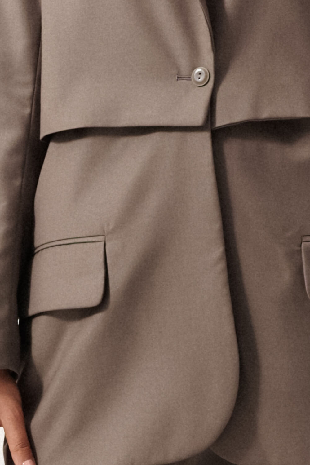 Neeson Peak Lapel Blazer