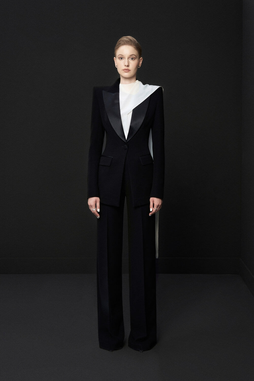 Mike Peak Lapel Blazer