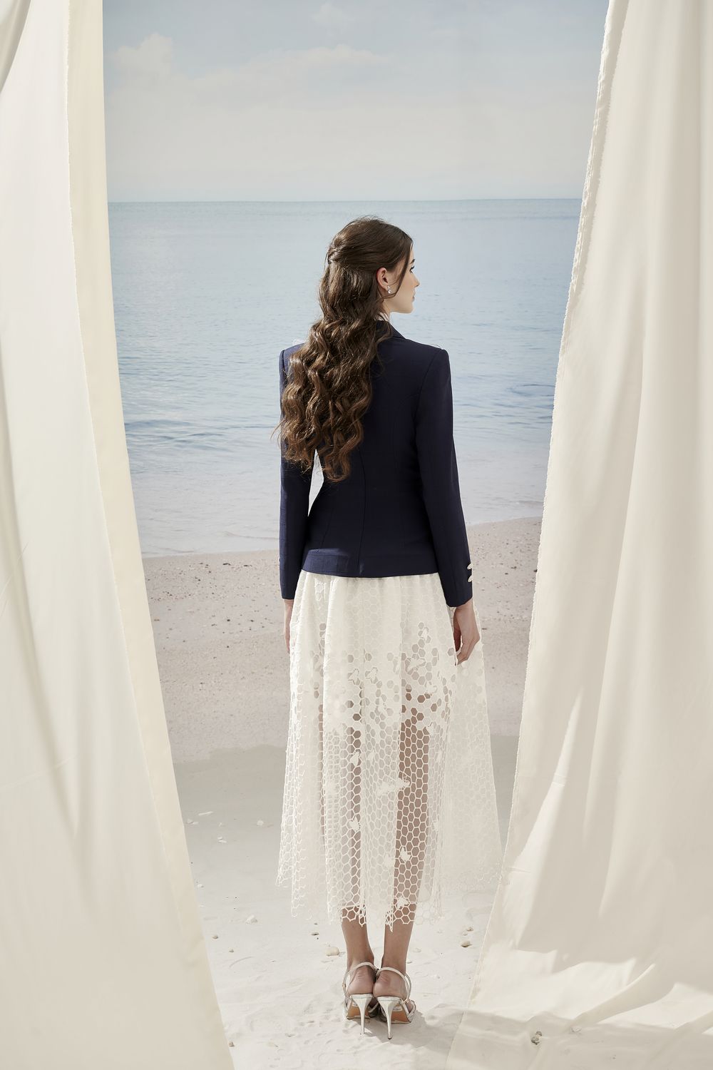 Kaylin Eirian Fit and Flare Notch Lapel Linen Blazer