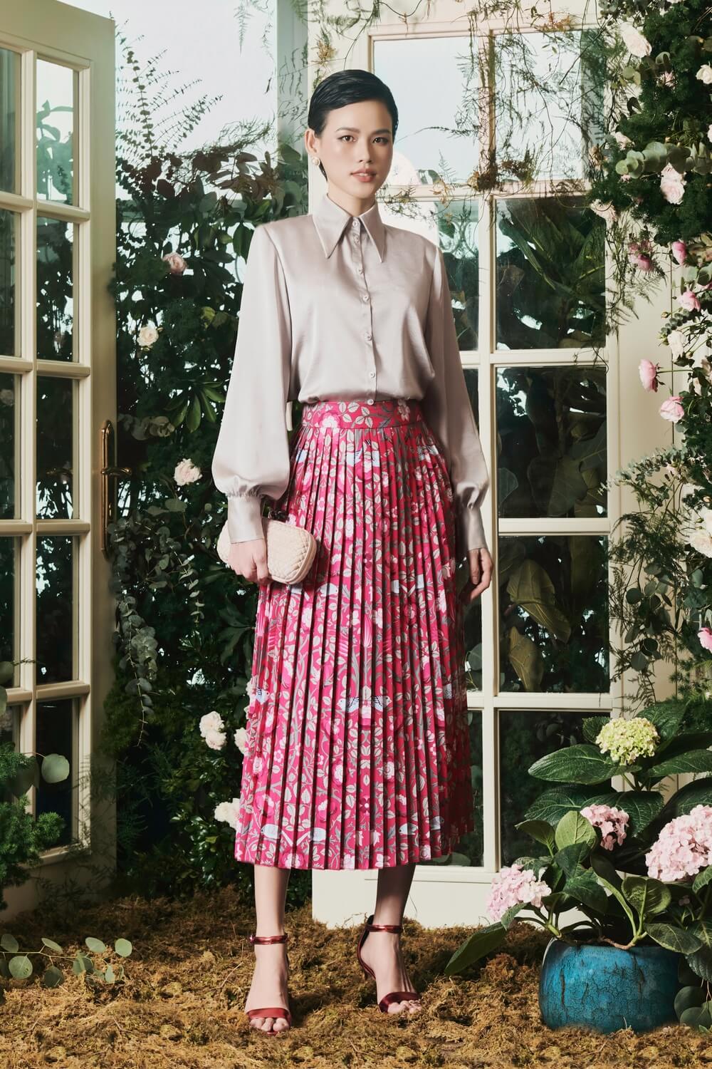 Malani Pleated High Waist Punto Midi Skirt