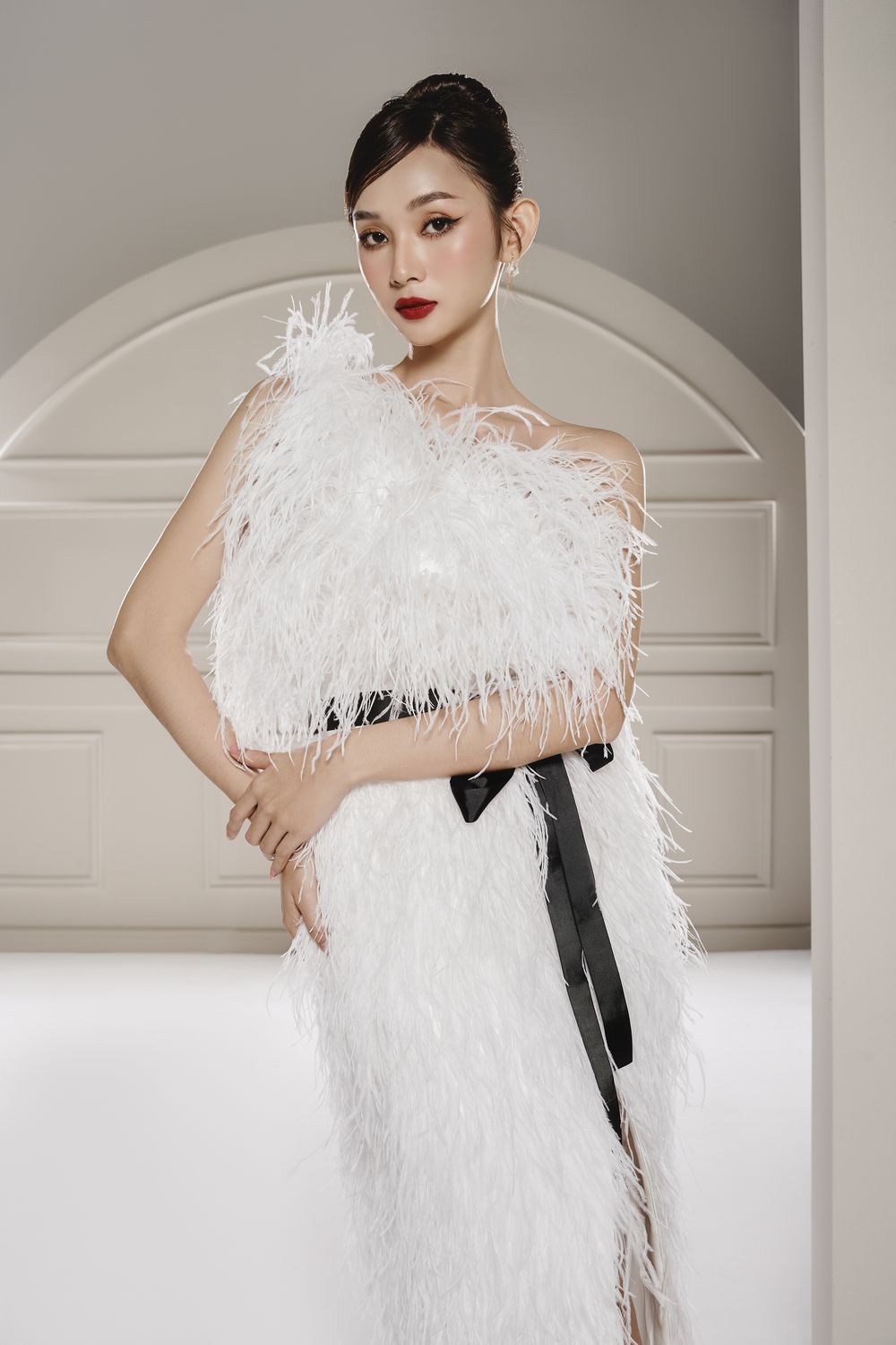Dearie Slit Asymmetric Neck Feathers Floor Length Dress