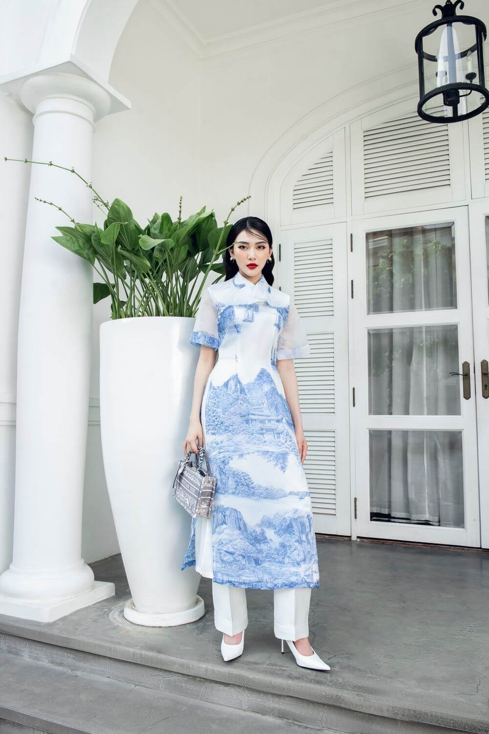 Fidelia Pleated Neck Ao Dai
