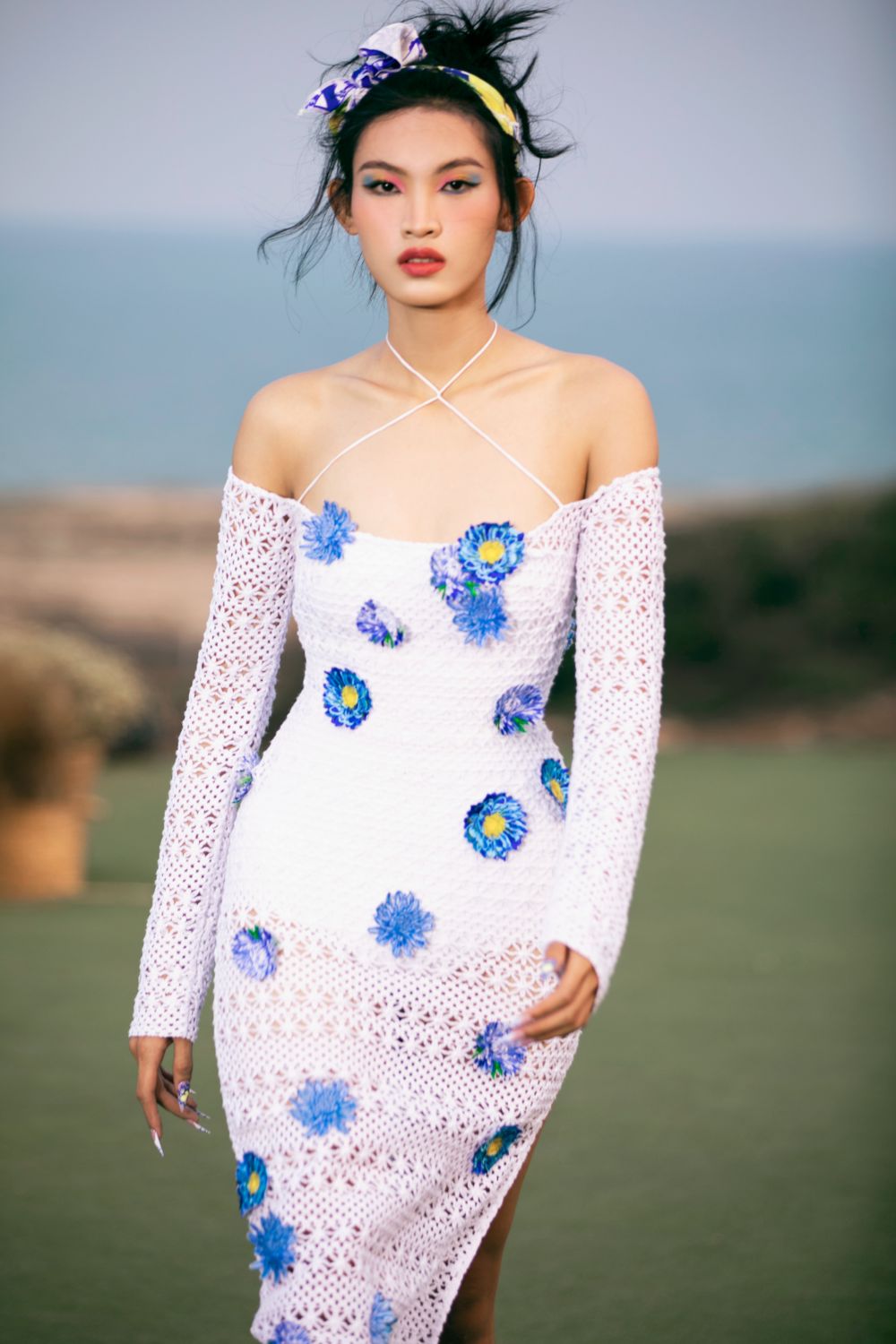 Noa Slit Halter Neck Knitted Fabric Maxi Dress