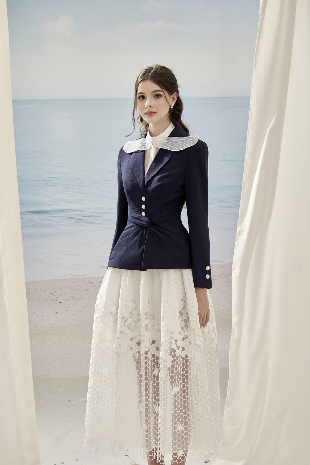 Kaylin Eirian Fit and Flare Notch Lapel Linen Blazer