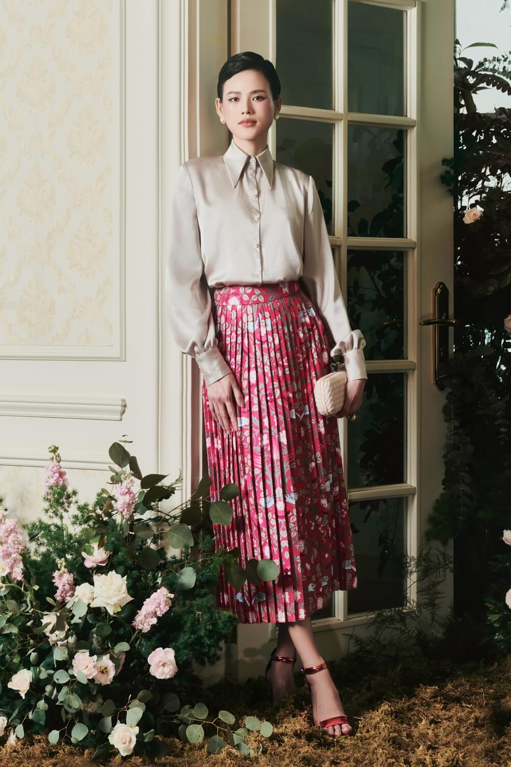 Malani Pleated High Waist Punto Midi Skirt