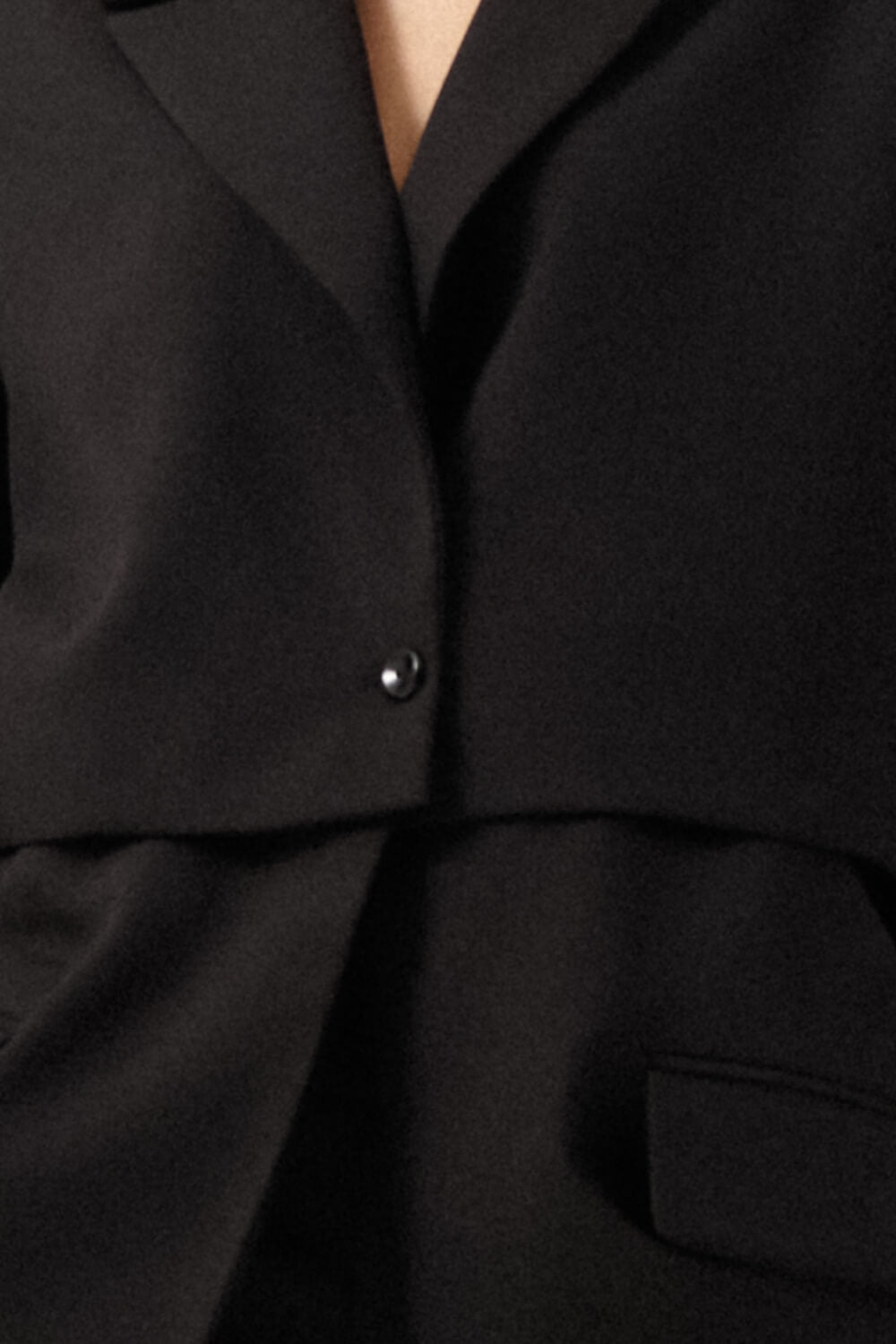 Neeson Peak Lapel Blazer