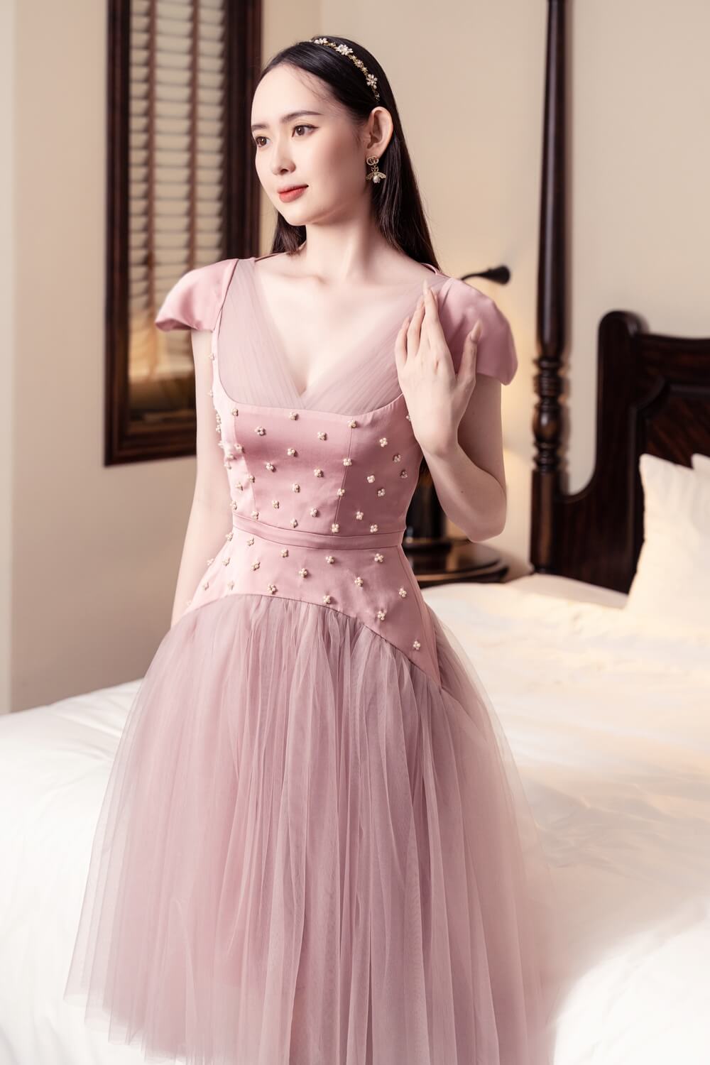 Baxenda Heart Neck Dress