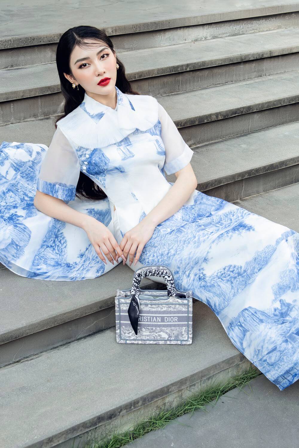 Fidelia Pleated Neck Ao Dai