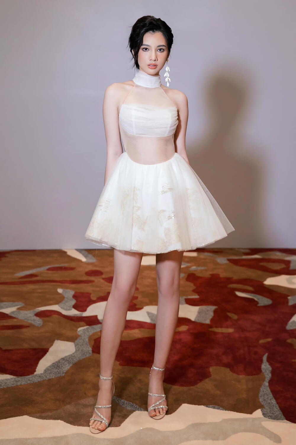 Lillian A-line Halter Neck Chiffon Mini Dress