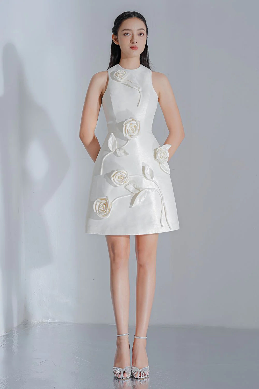 Yasmine Sheath Round Neck Taffeta Mini Dress