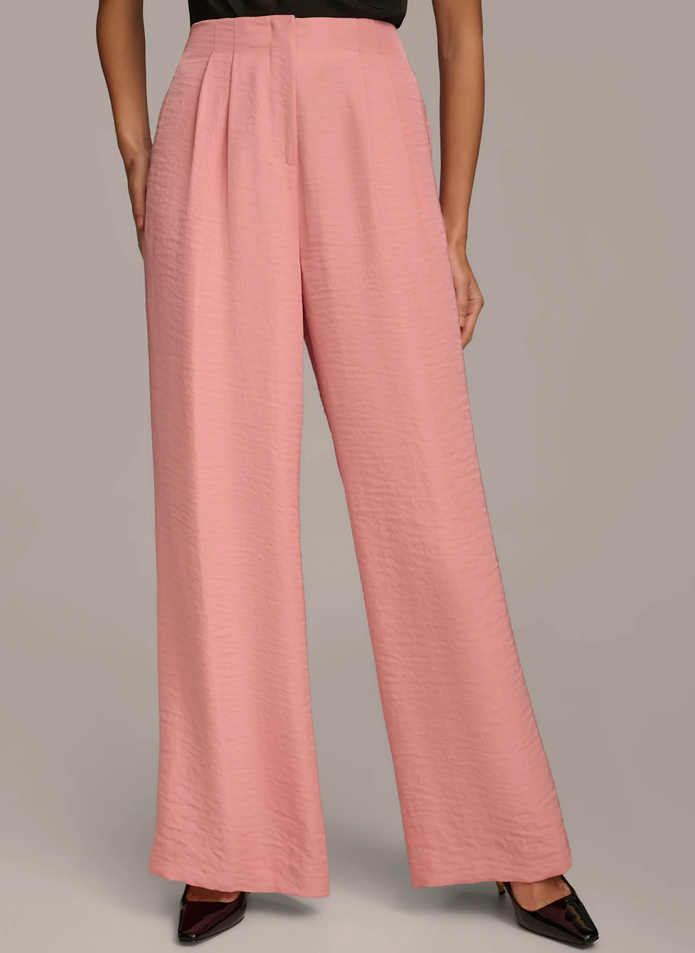 PLEATED WIDE LEG PANT