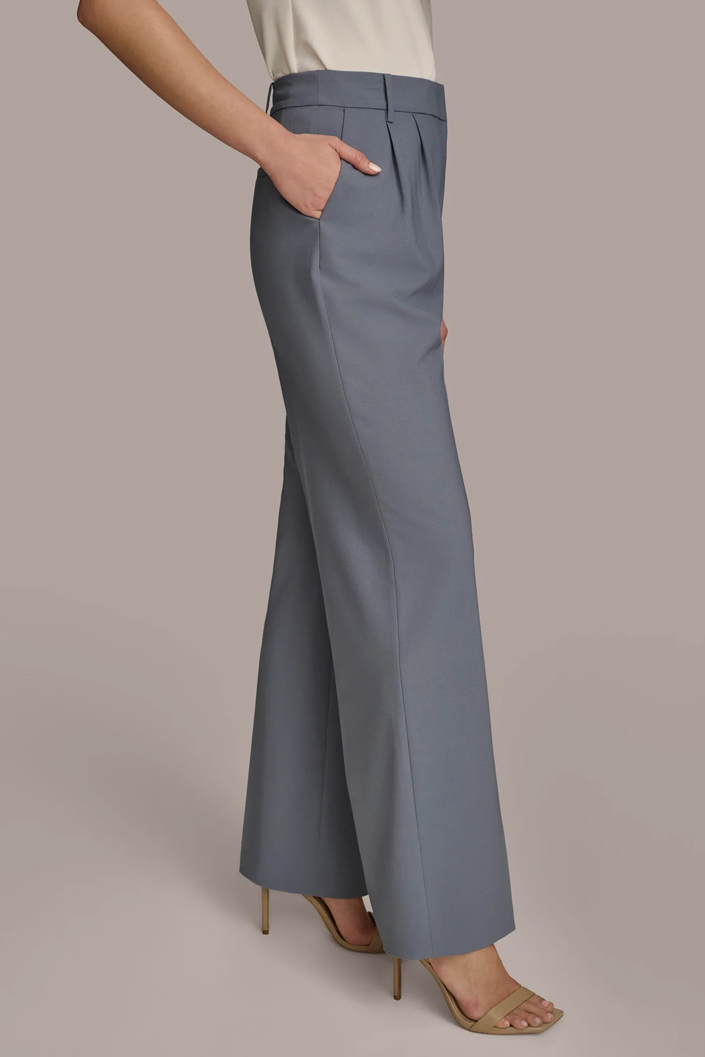 PLEATED WIDE LEG
