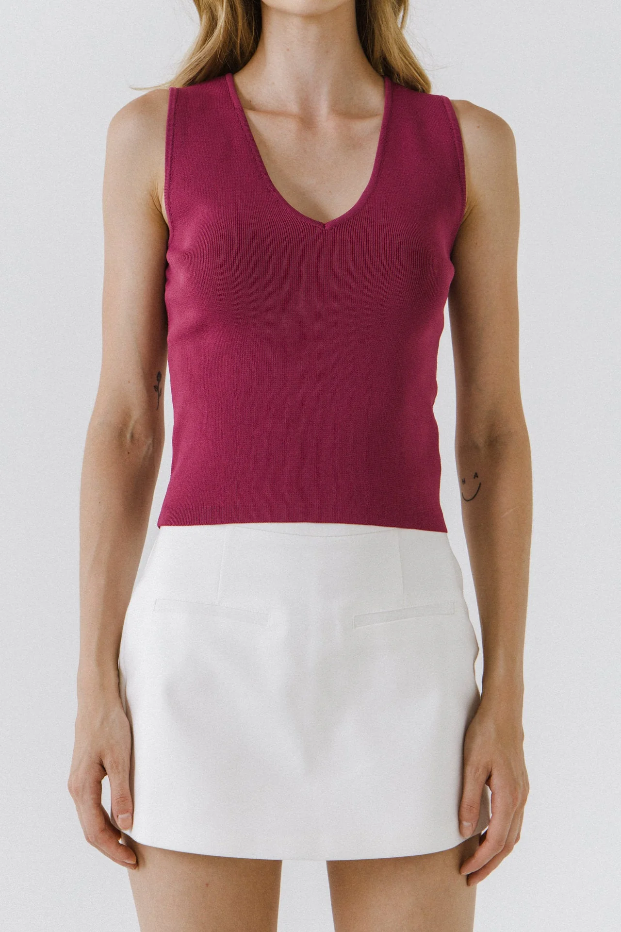 Sleeveless V-neck Top
