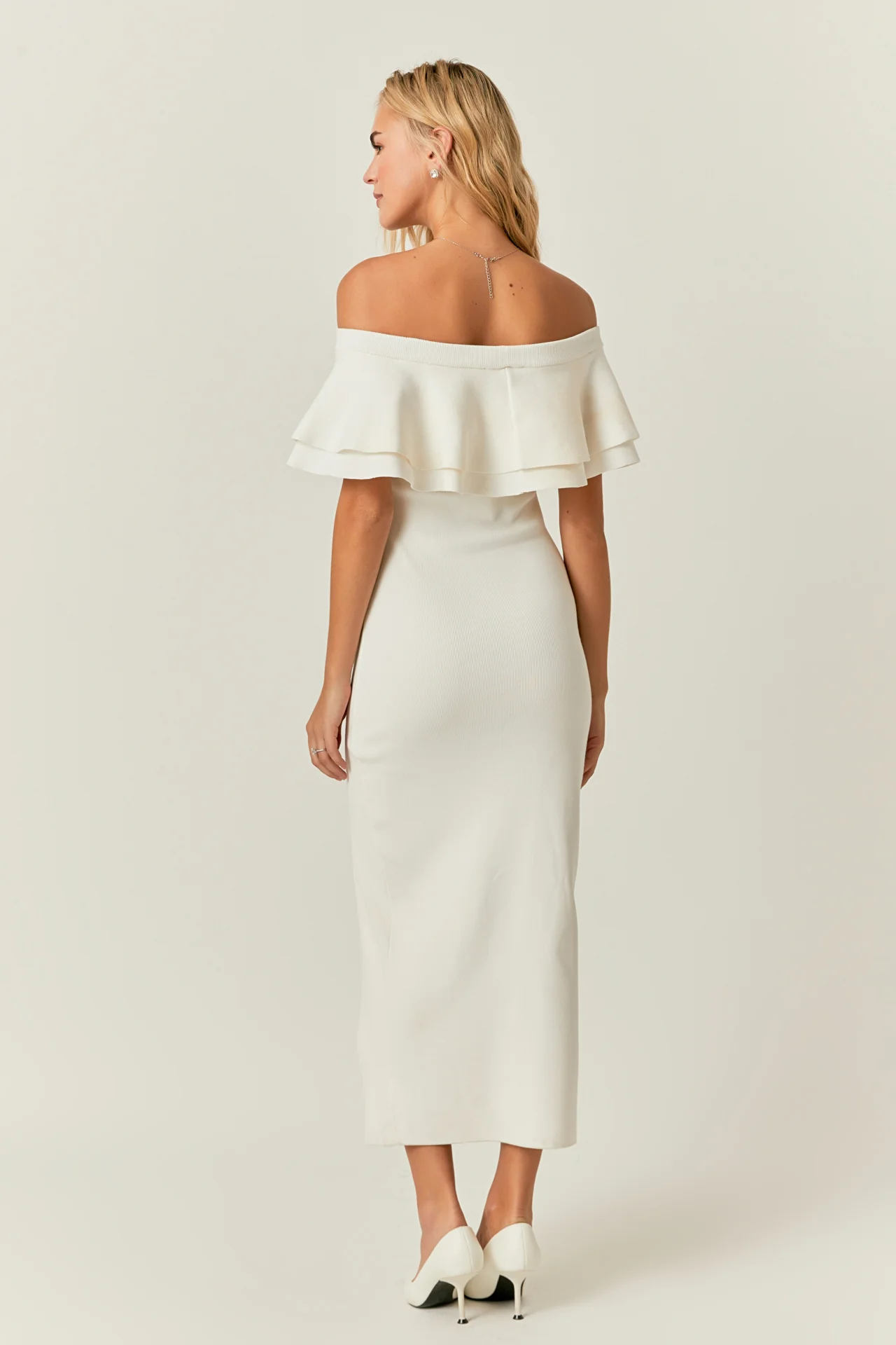 Off the Shoulder Ruffle Maxi Dress