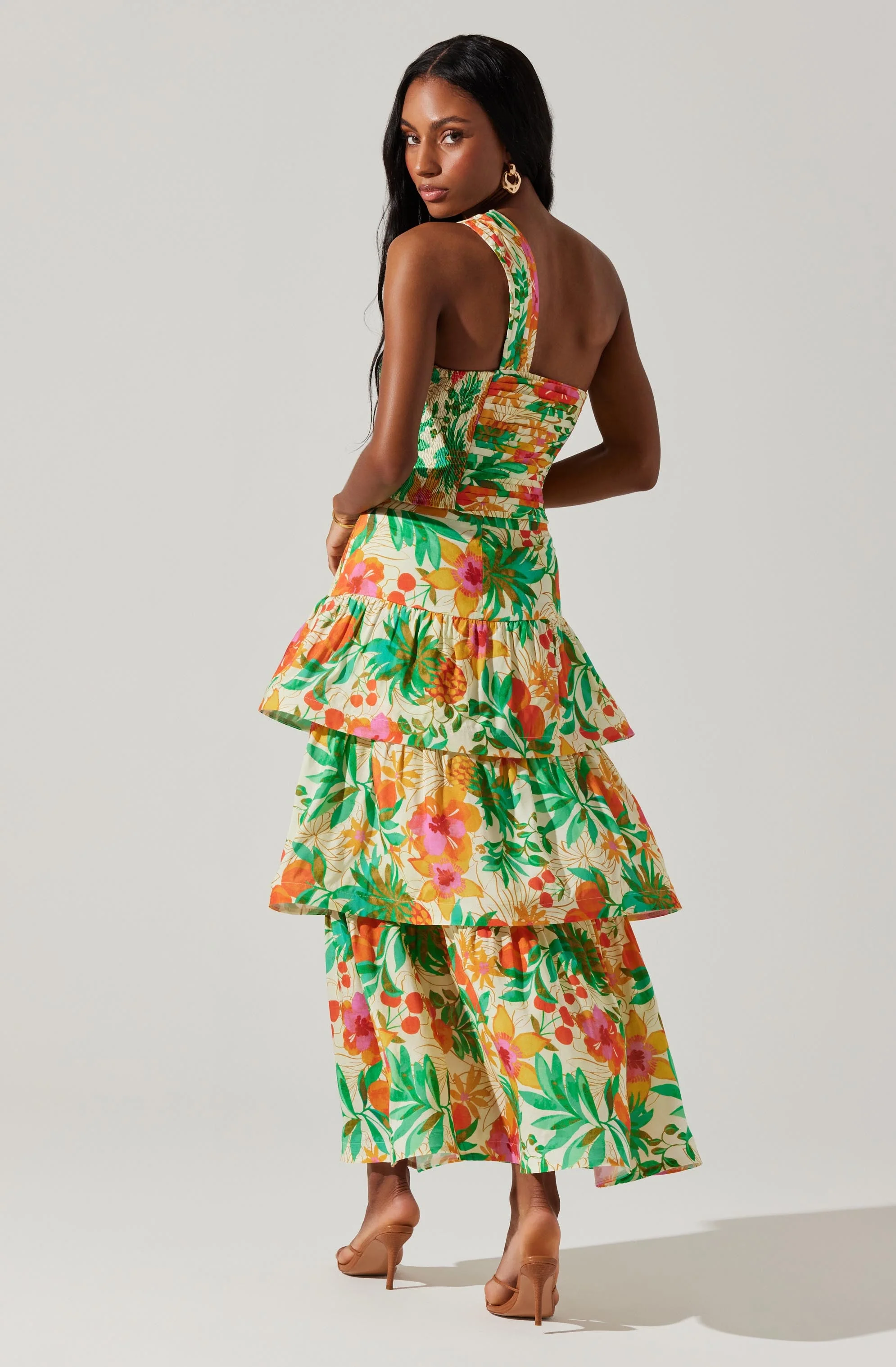 Daya One-Shoulder Crop Top