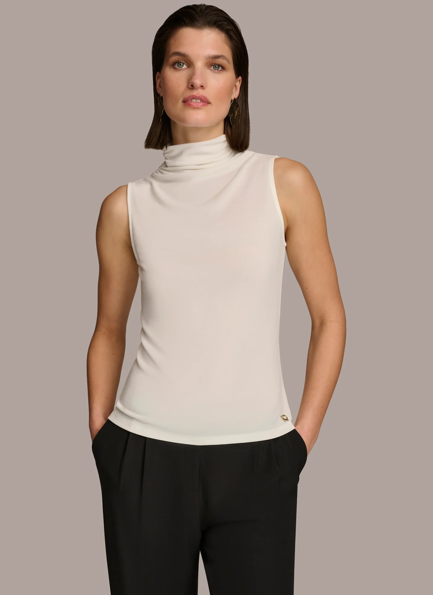 MOCK NECK TOP