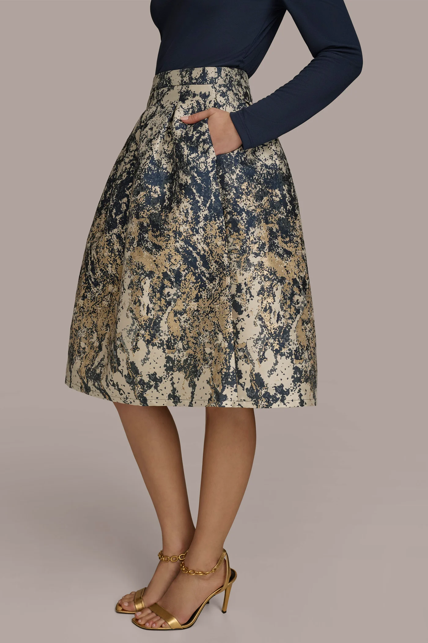 METALLIC JACQUARD SKIRT