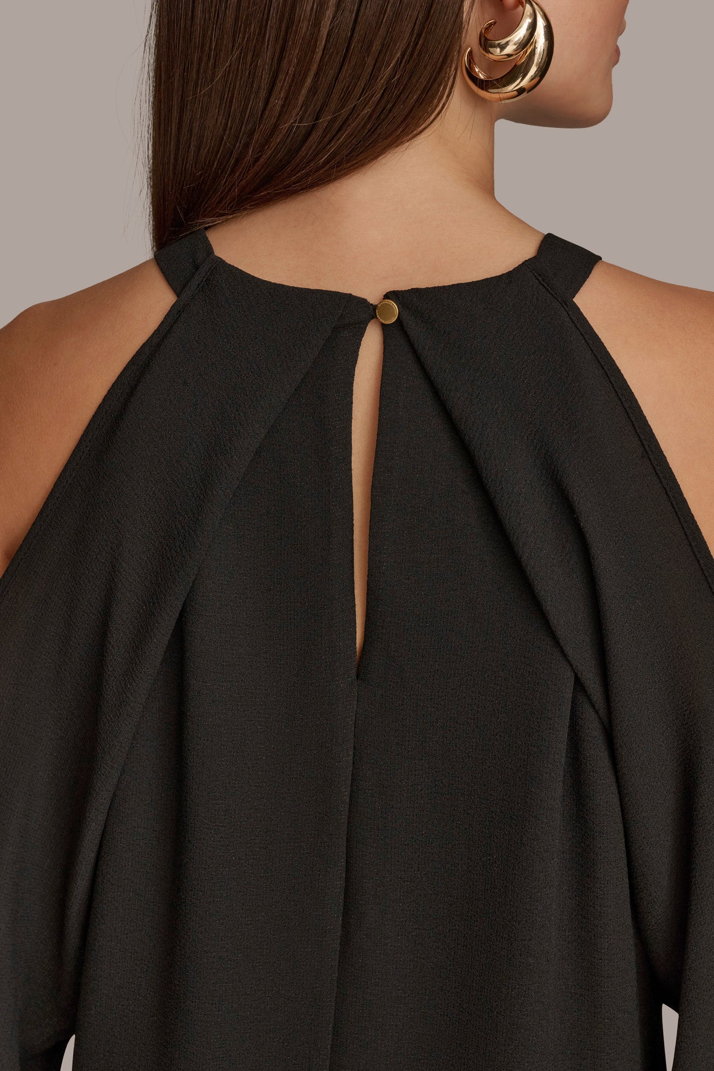 COLD SHOULDER TOP