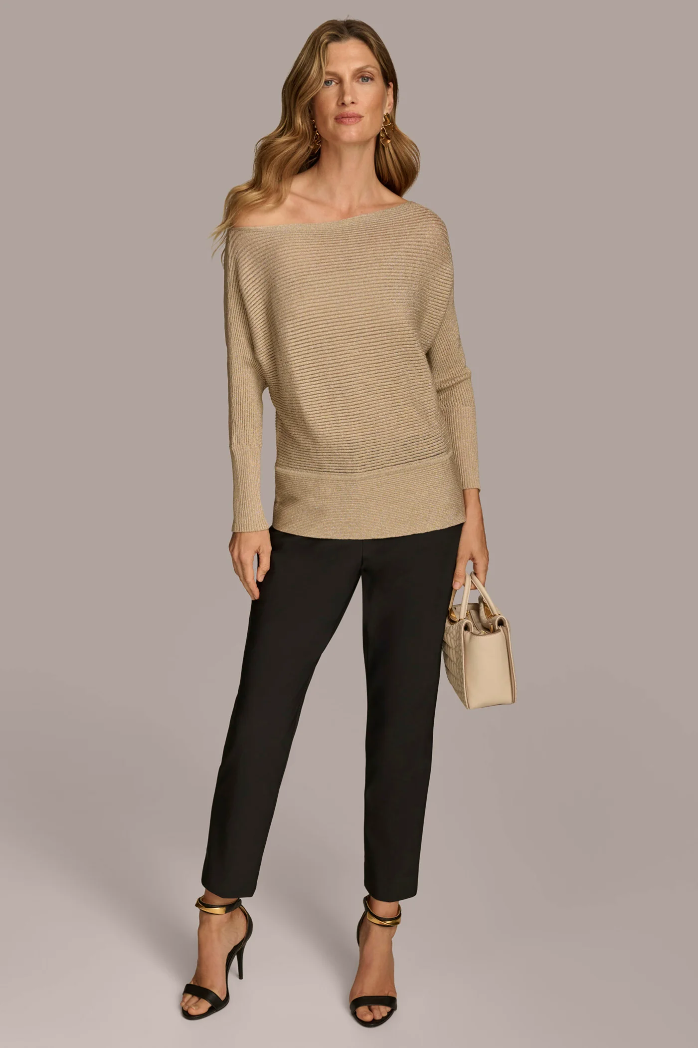 OVERSIZED SWEATER