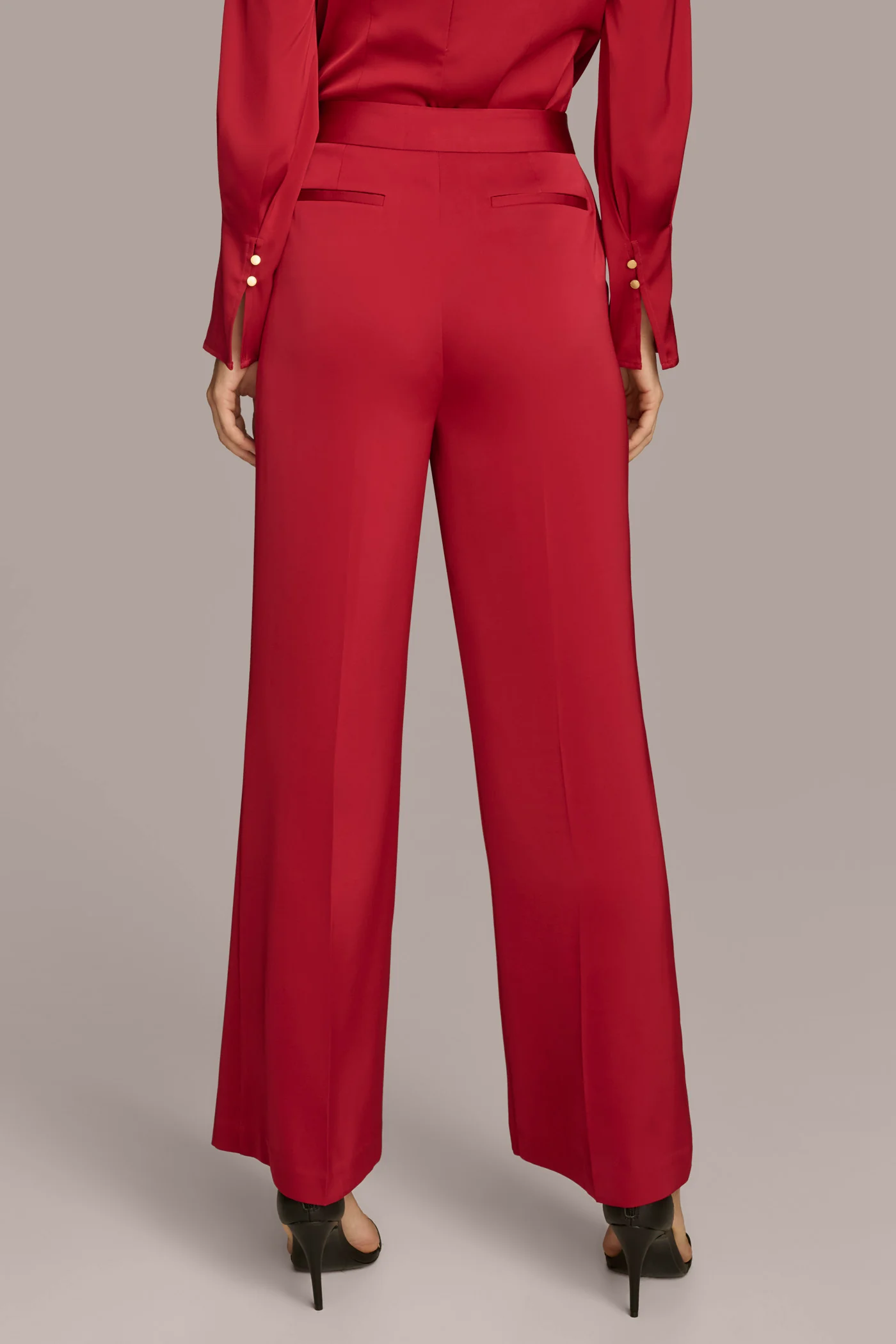 PLEATED WIDE LEG PANT