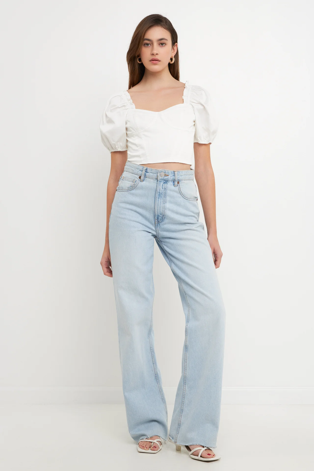 Short Puff Sleeve Cropped Top