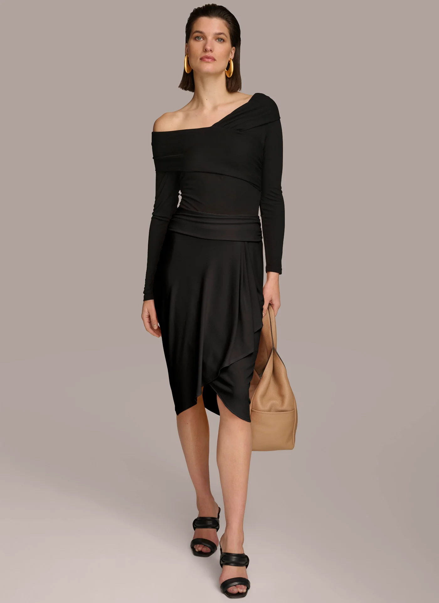 RUCHED SKIRT